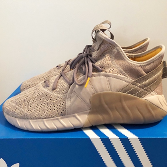 adidas tubular rise khaki